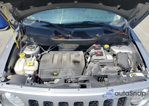 2015 Jeep Patriot Latitude z USA, uszkodzony, nr VIN 1C4NJRFB0FD412615